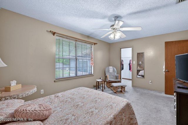 8111 CAYUGA Trail N, Jacksonville, FL 32244