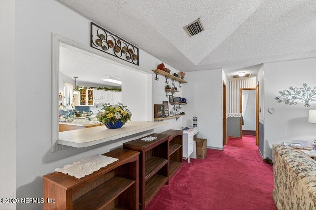 8111 CAYUGA Trail N, Jacksonville, FL 32244