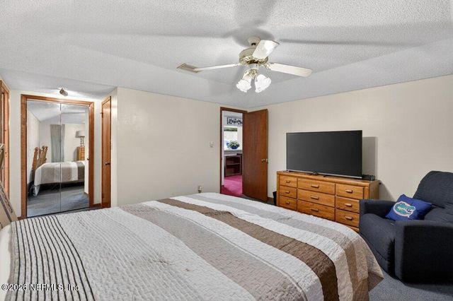 8111 CAYUGA Trail N, Jacksonville, FL 32244