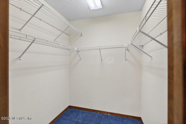 8111 CAYUGA Trail N, Jacksonville, FL 32244