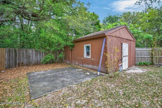 8111 CAYUGA Trail N, Jacksonville, FL 32244