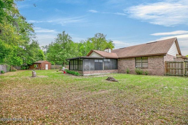 8111 CAYUGA Trail N, Jacksonville, FL 32244