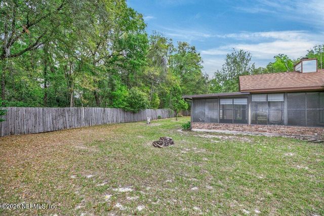 8111 CAYUGA Trail N, Jacksonville, FL 32244