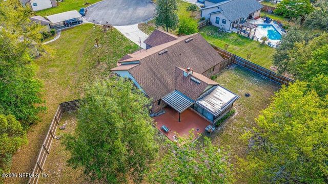 8111 CAYUGA Trail N, Jacksonville, FL 32244