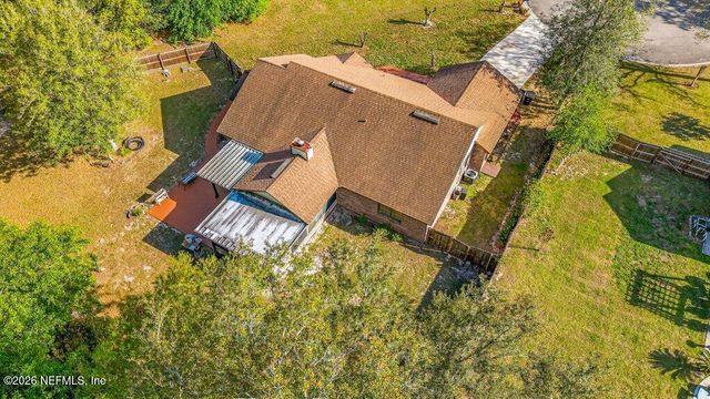 8111 CAYUGA Trail N, Jacksonville, FL 32244