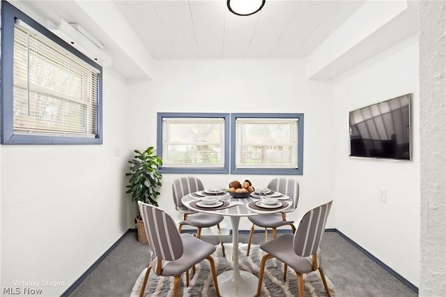 961 Wyley Avenue, Akron, OH 44306