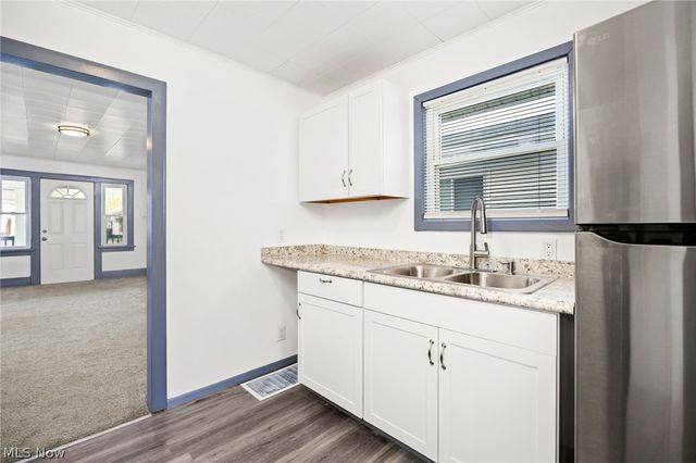 961 Wyley Avenue, Akron, OH 44306