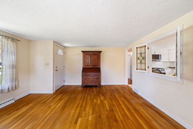 29 Andrew Dr, Pembroke, MA 02359