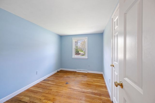 29 Andrew Dr, Pembroke, MA 02359