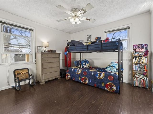 161 W Regent Dr, Clarksville, TN 37043