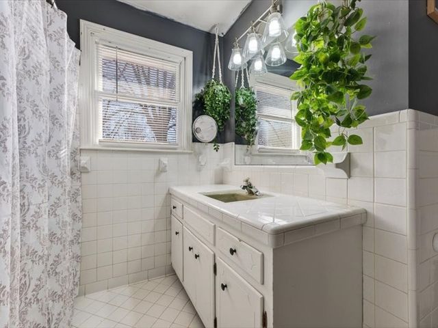 161 W Regent Dr, Clarksville, TN 37043