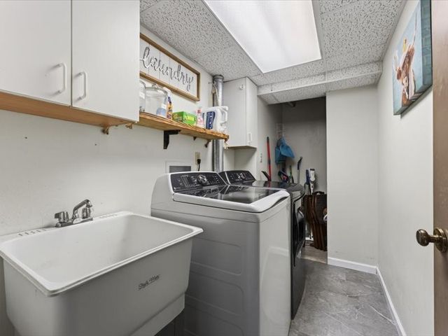 161 W Regent Dr, Clarksville, TN 37043