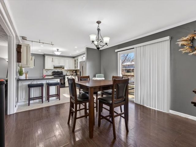 161 W Regent Dr, Clarksville, TN 37043