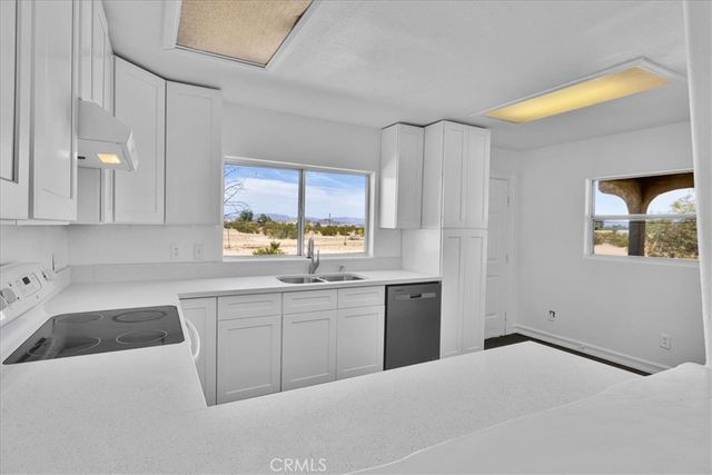 4611 Oasis, 29 Palms, CA 92277