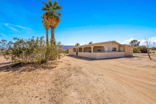 4611 Oasis, 29 Palms, CA 92277