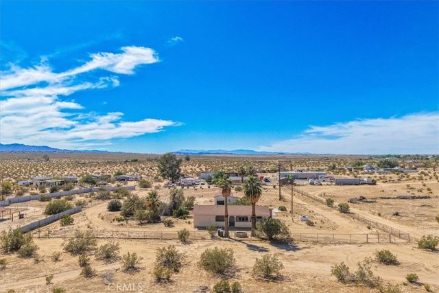 4611 Oasis, 29 Palms, CA 92277