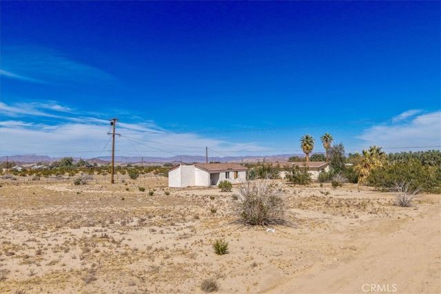 4611 Oasis, 29 Palms, CA 92277