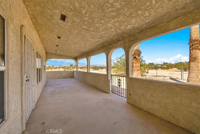 4611 Oasis, 29 Palms, CA 92277