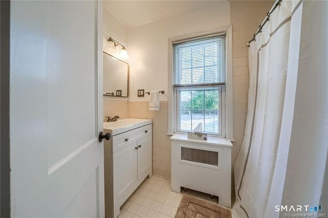 29 Sutton Drive West, Stamford, CT 06906
