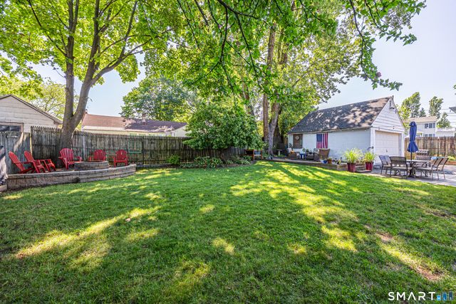29 Sutton Drive West, Stamford, CT 06906