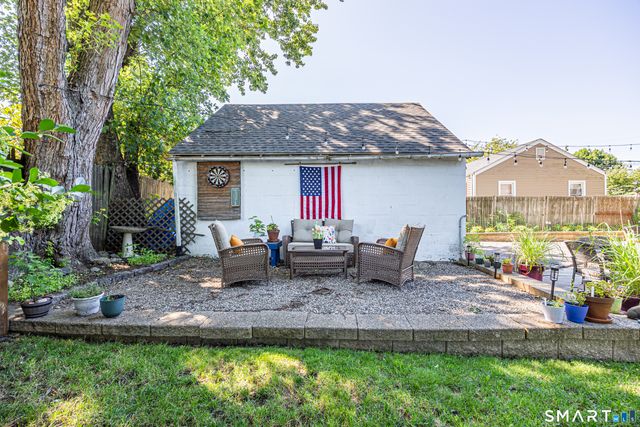 29 Sutton Drive West, Stamford, CT 06906