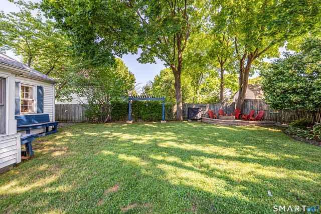 29 Sutton Drive West, Stamford, CT 06906