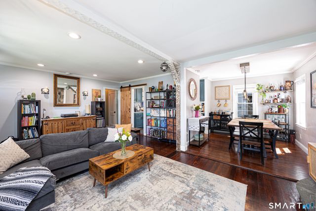29 Sutton Drive West, Stamford, CT 06906