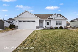 8441 Cottonwood Drive, Tittabawassee Twp, MI 48623