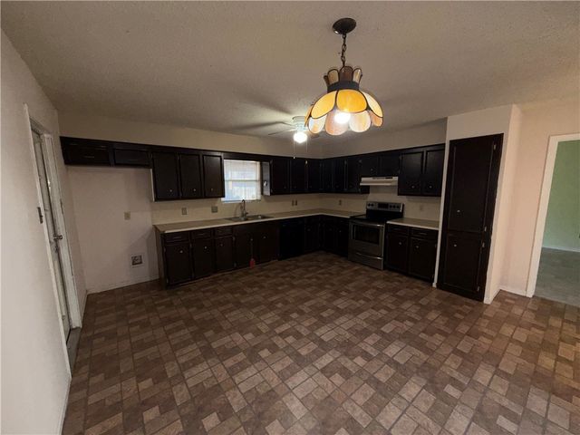 7033 Copper Mountain Dr, Corpus Christi, TX 78413