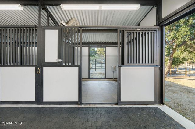 10869 Farralone Avenue, Chatsworth, CA 91311