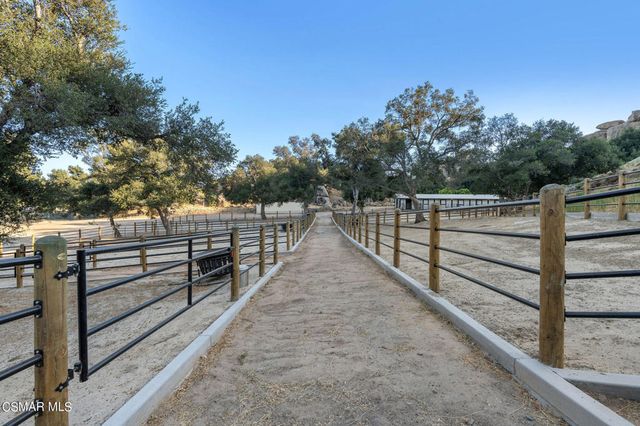 10869 Farralone Avenue, Chatsworth, CA 91311