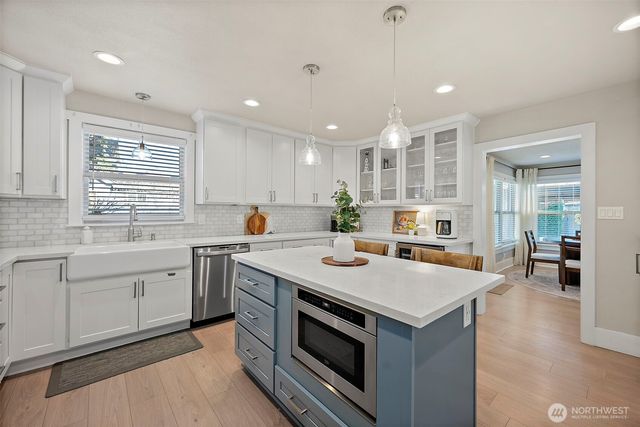 331 4th Street SE, Puyallup, WA 98372