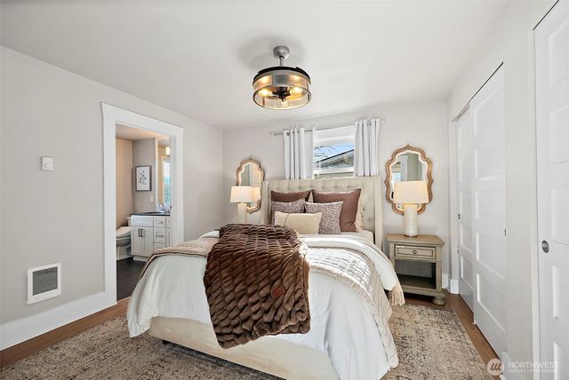 331 4th Street SE, Puyallup, WA 98372