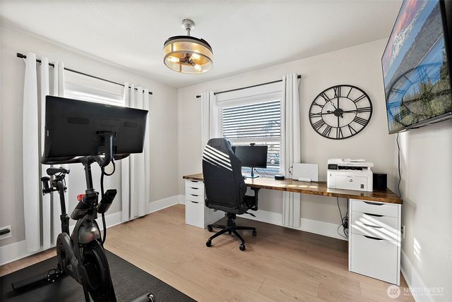 331 4th Street SE, Puyallup, WA 98372