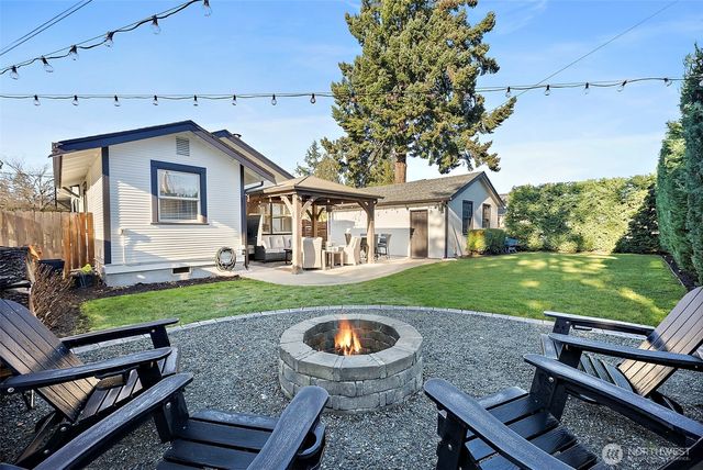 331 4th Street SE, Puyallup, WA 98372