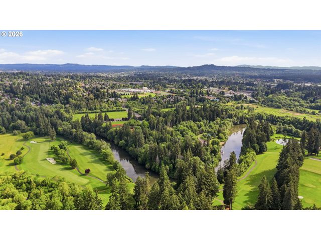 17515 Sw CHEYENNE Way, Tualatin, OR 97062