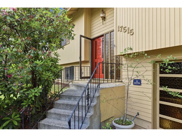 17515 Sw CHEYENNE Way, Tualatin, OR 97062