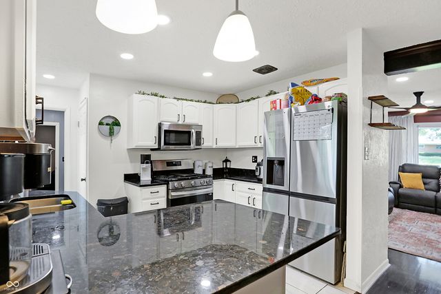 5907 Laurel Hall Drive, Indianapolis, IN 46226