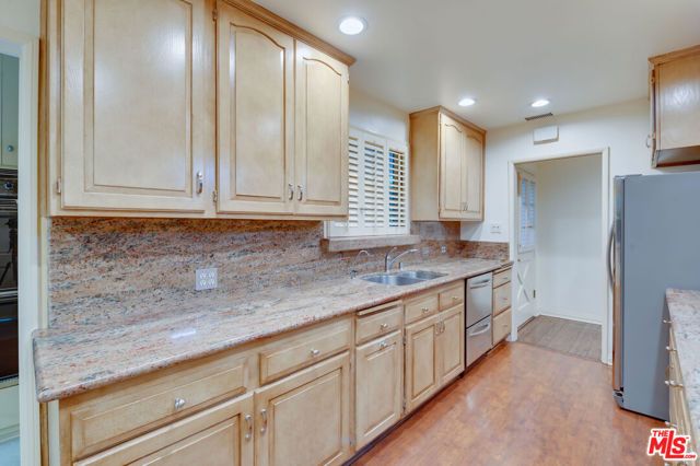 12219 Octagon Street, Los Angeles, CA 90049