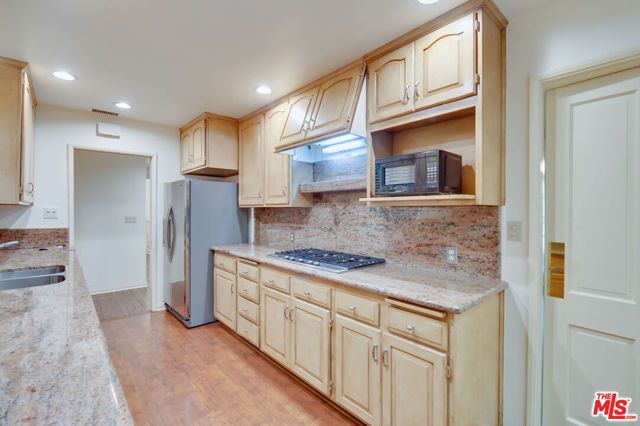 12219 Octagon Street, Los Angeles, CA 90049