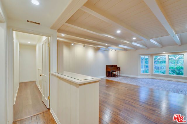 12219 Octagon Street, Los Angeles, CA 90049