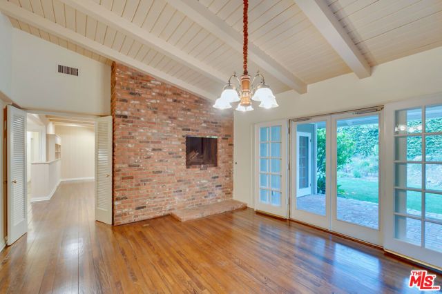 12219 Octagon Street, Los Angeles, CA 90049