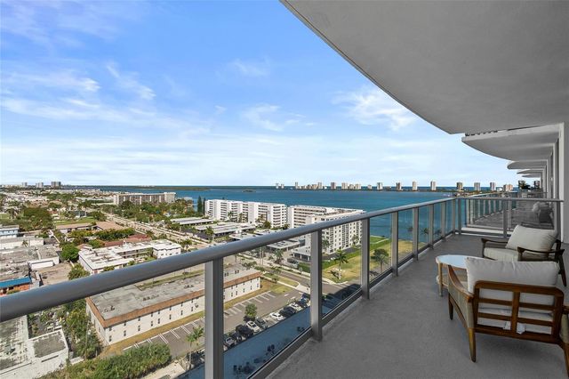 220 Lake Shore Drive 1417, Lake Park, FL 33403