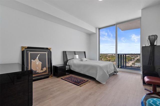 220 Lake Shore Drive 1417, Lake Park, FL 33403
