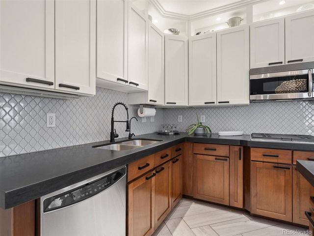 253 Oneida Ct, Denver, CO 80220