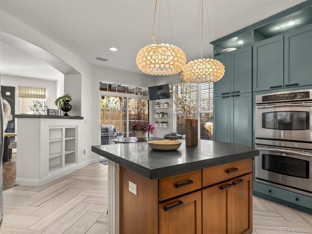 253 Oneida Ct, Denver, CO 80220