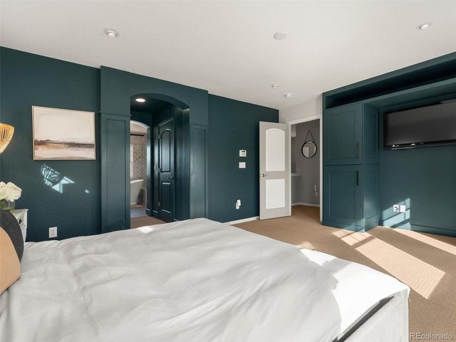 253 Oneida Ct, Denver, CO 80220