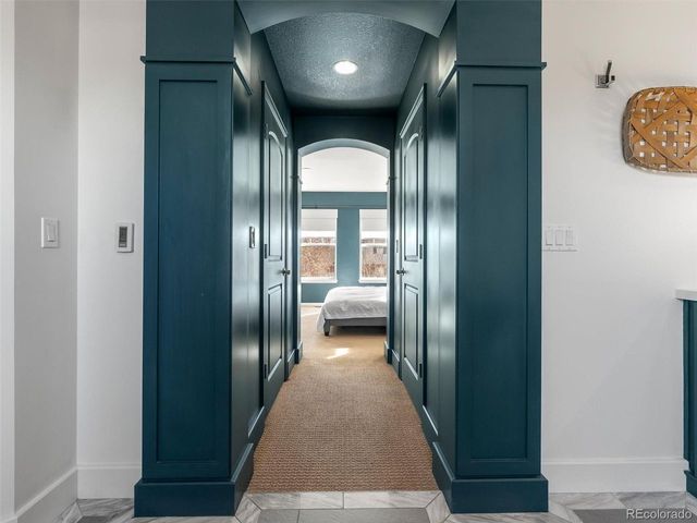 253 Oneida Ct, Denver, CO 80220