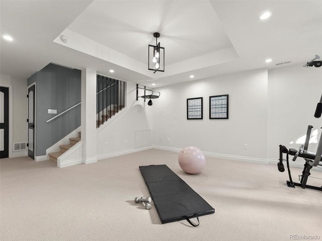 253 Oneida Ct, Denver, CO 80220