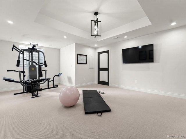 253 Oneida Ct, Denver, CO 80220